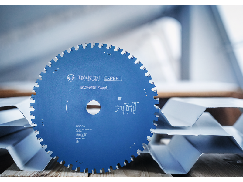 List za krožno žago Bosch EXPERT Steel, Dimenzije: 210x2/1,6x30mm, Zob: 48, 2608643057